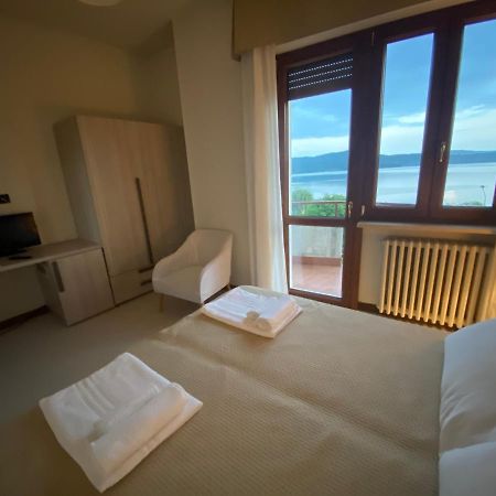 Hotel Lido Bollengo 外观 照片