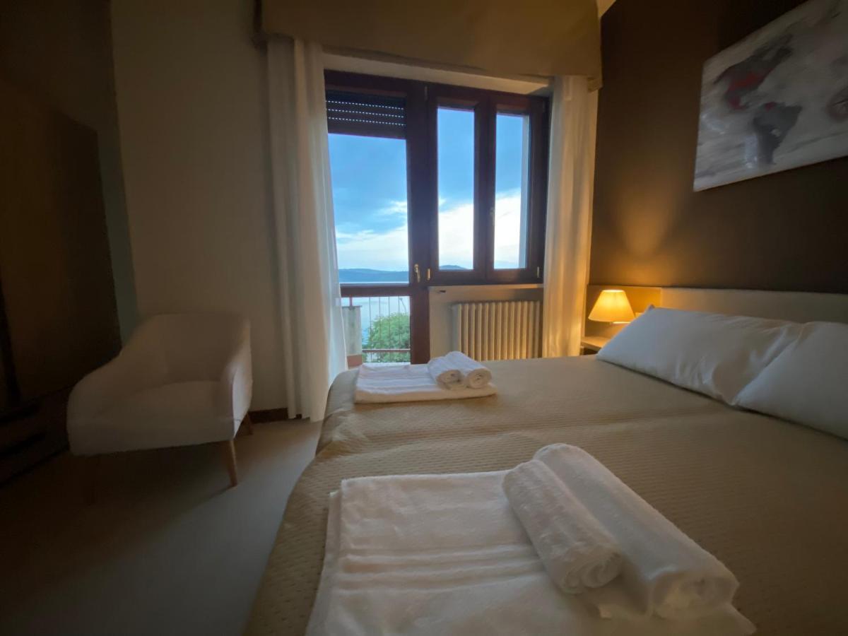 Hotel Lido Bollengo 外观 照片