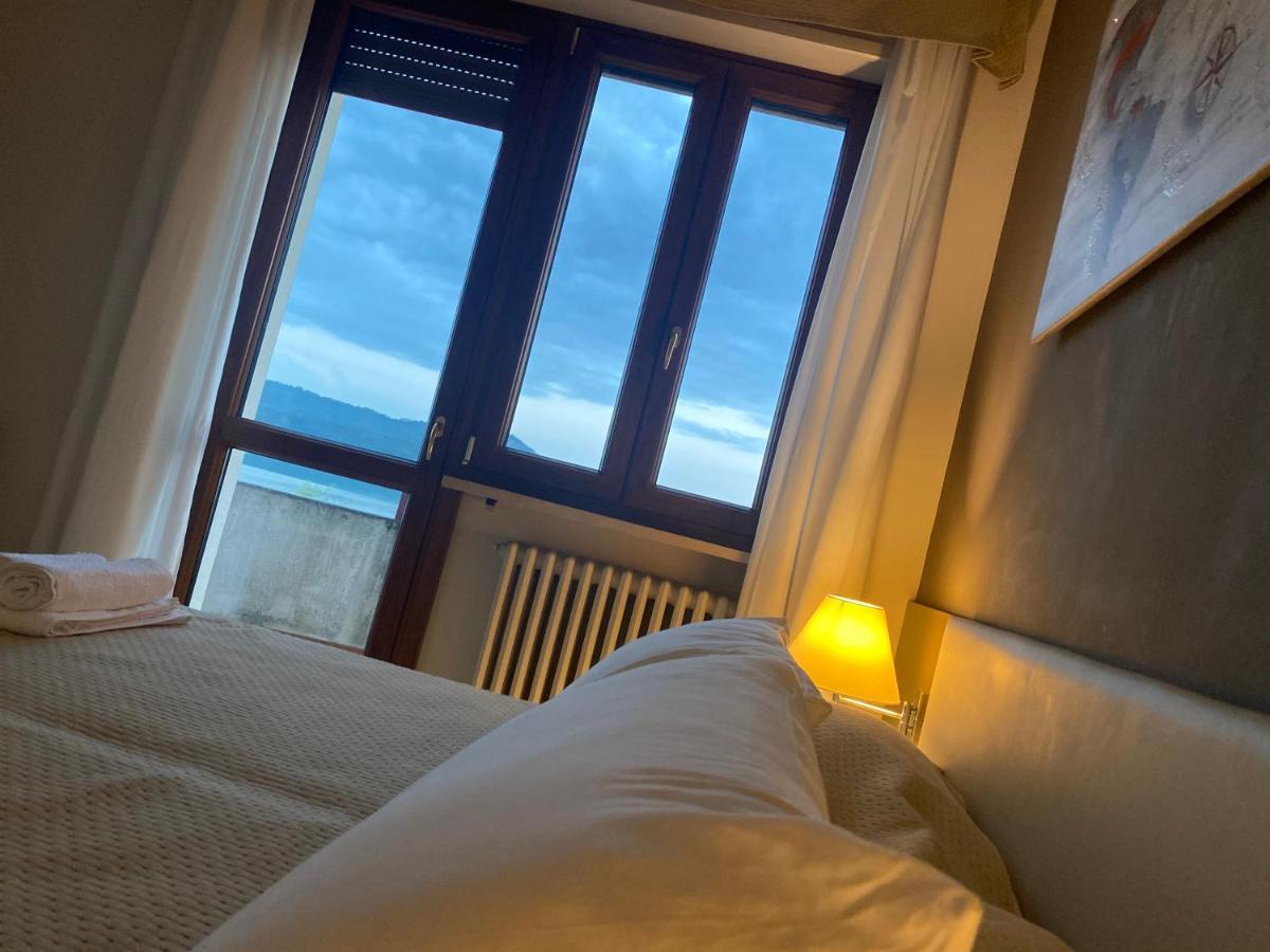 Hotel Lido Bollengo 外观 照片